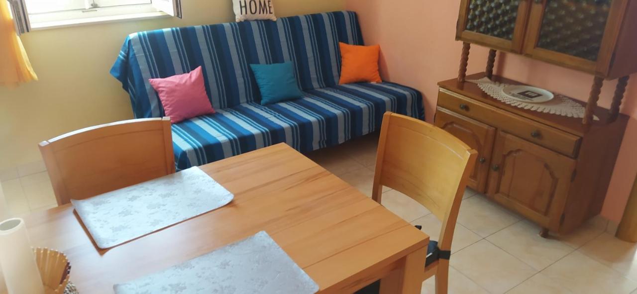 Apartments Ivka Omiš Eksteriør billede