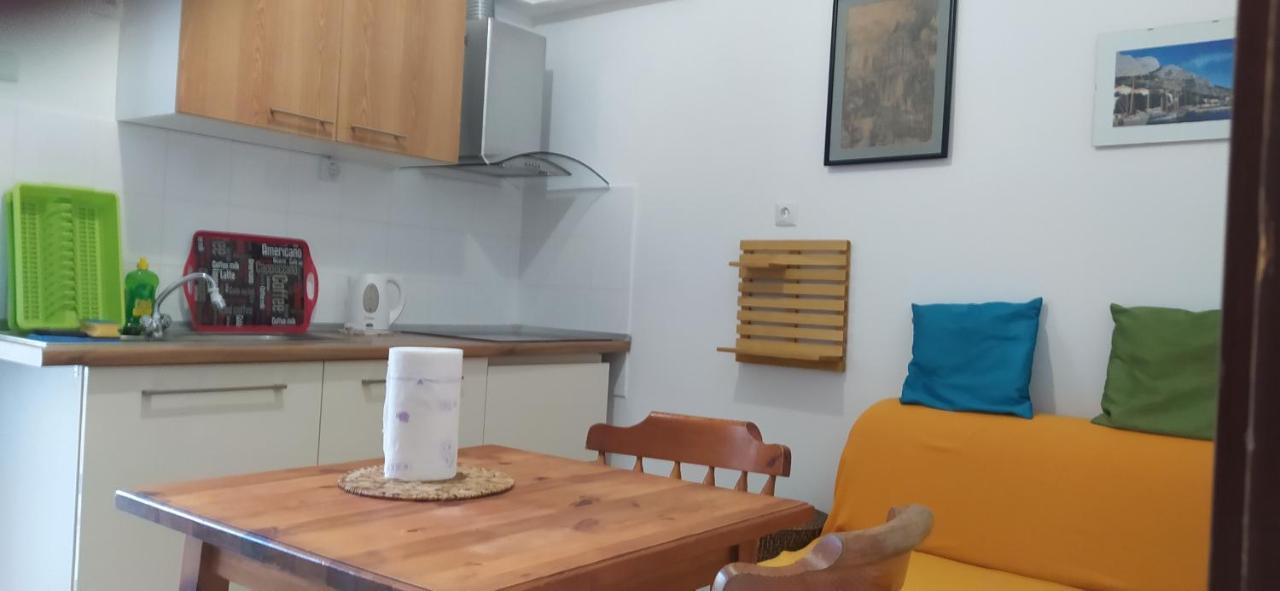 Apartments Ivka Omiš Eksteriør billede