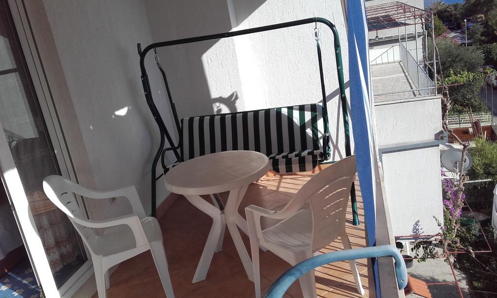 Apartments Ivka Omiš Eksteriør billede